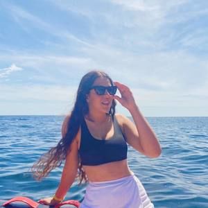 Meet your Posher, Gely